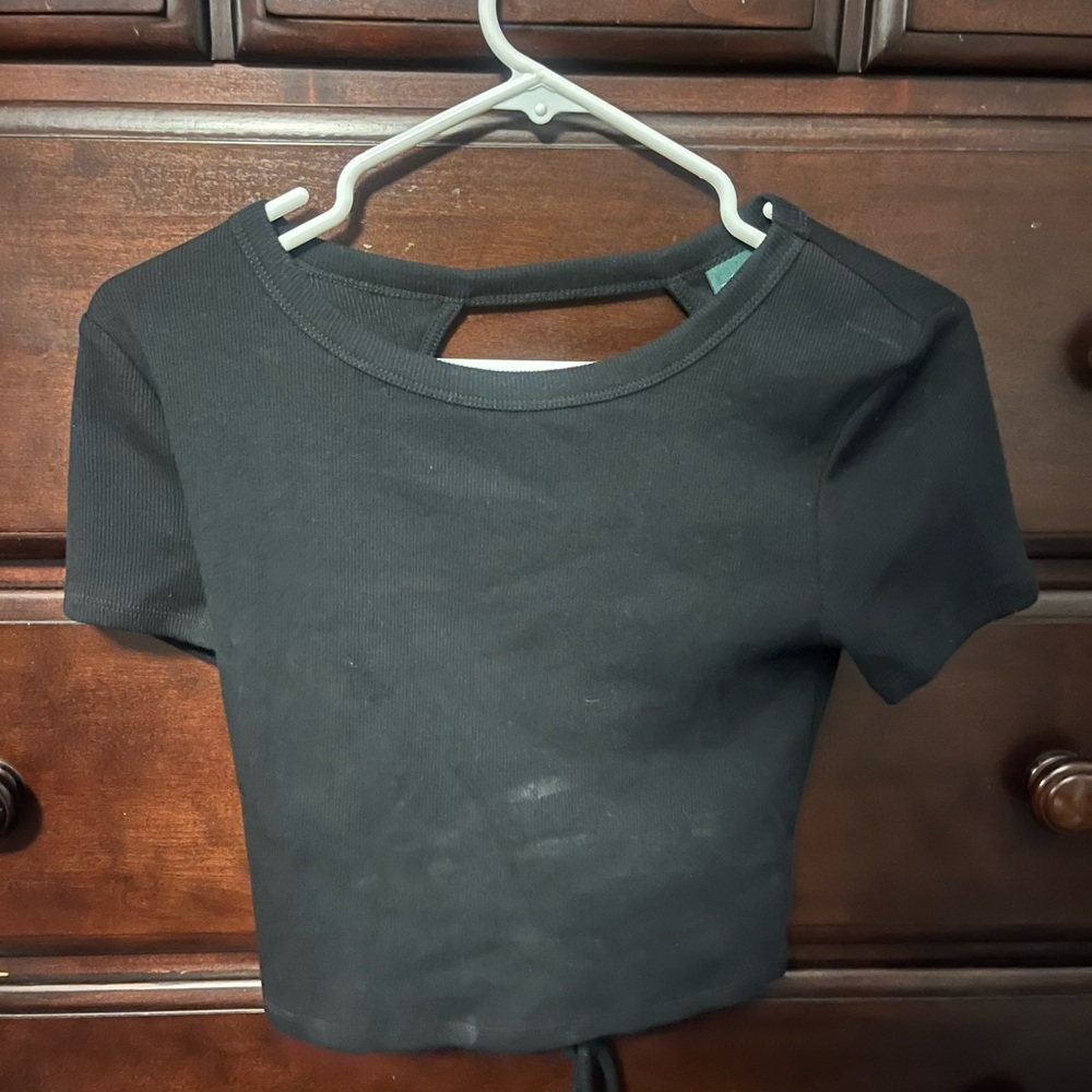 Wild fable crop top size small color black and it ties all up the back